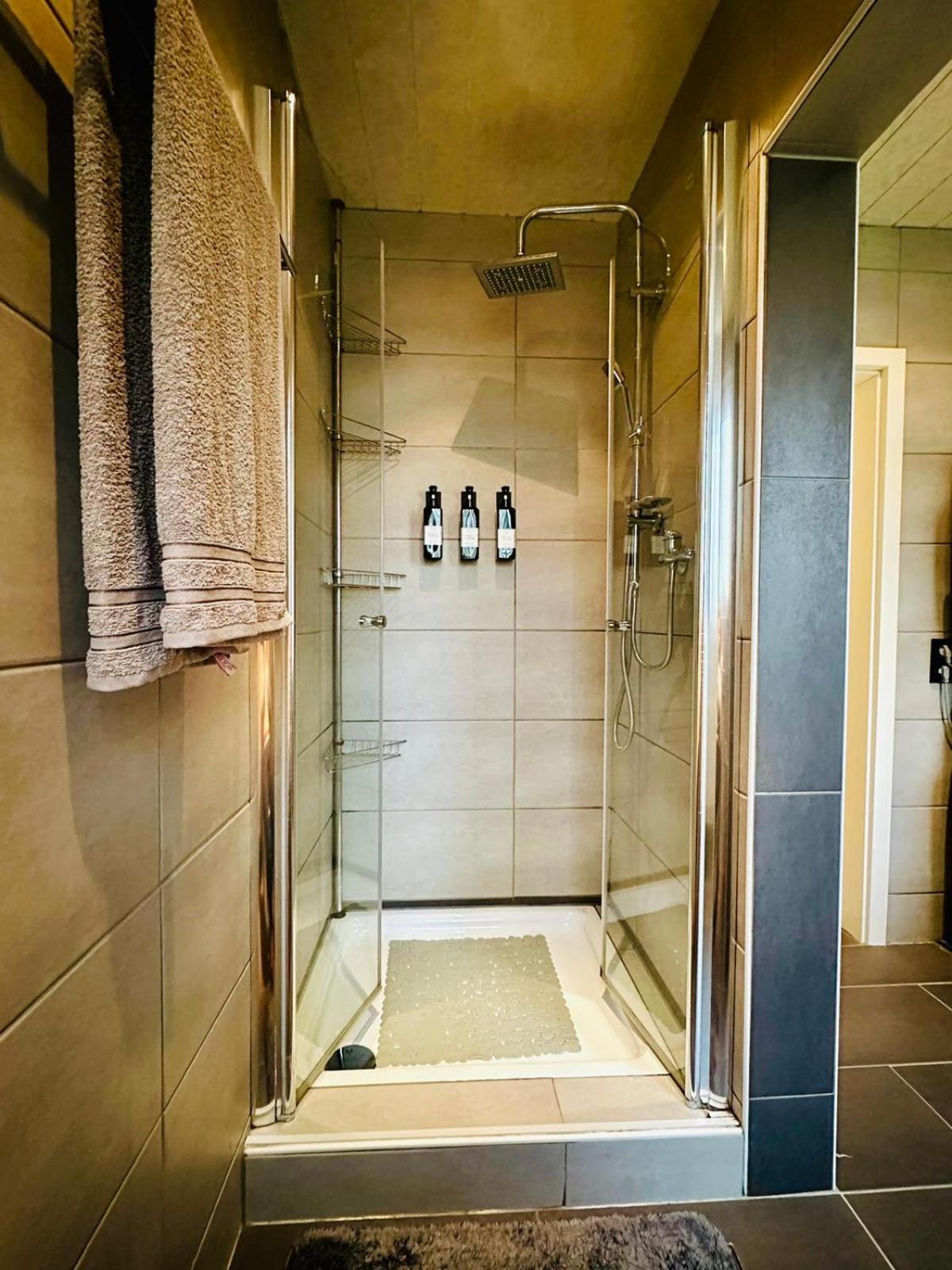 Moderne Wohnung Im Zentrum Mit Balkon Und Netflix - 90 Qm Aachen Eksteriør billede
